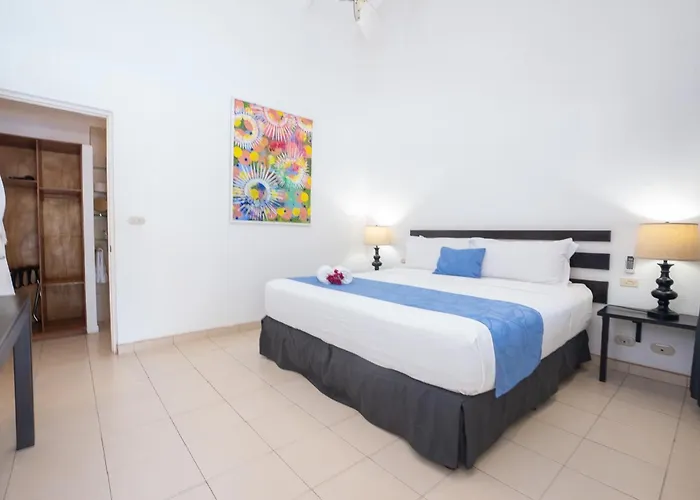 Seis Playas Hotel 3*